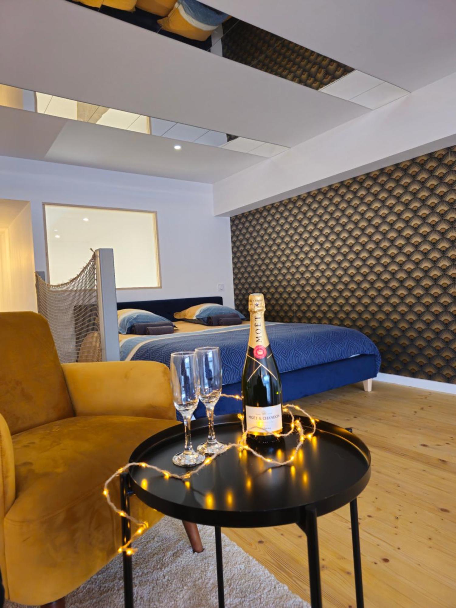 Loft De Luxe Le Chic, Grand Jacuzzi, Vue Port De Plaisance Leilighet Saint-Valery-en-Caux Eksteriør bilde